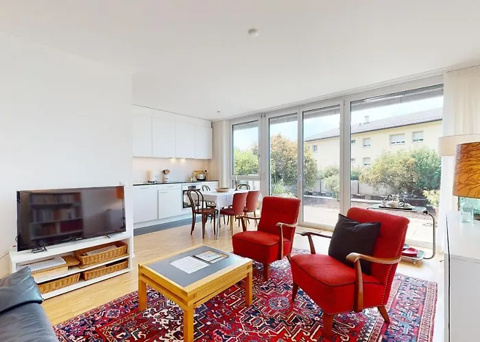 Bright Flat Overlooking Geneva *