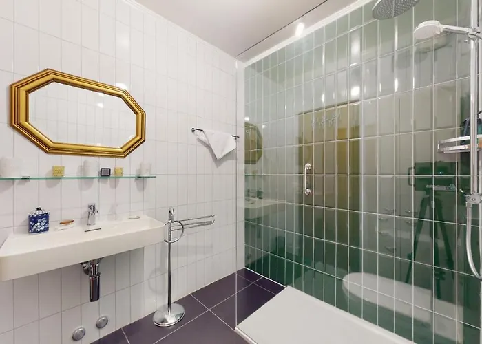 Bright Flat Overlooking Geneva Apartamento Montreux